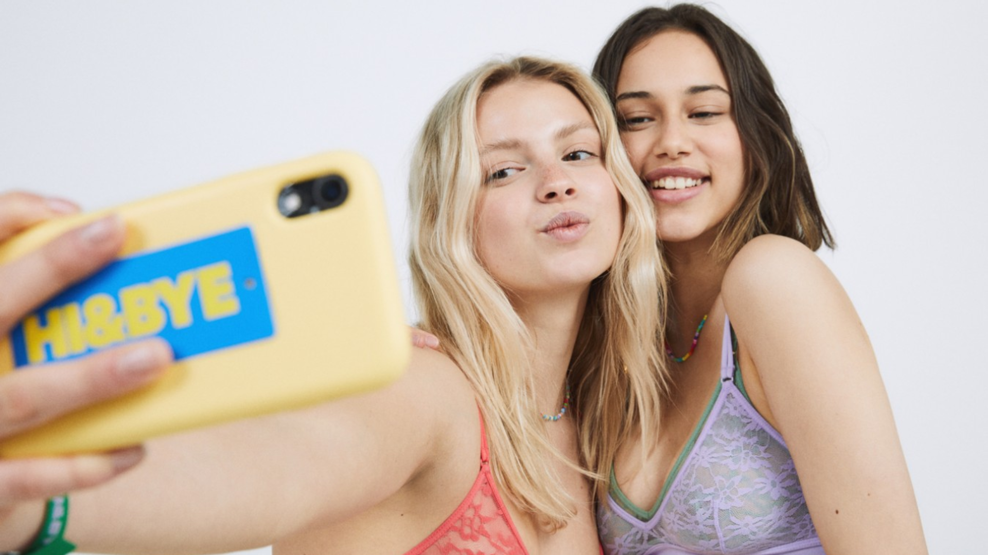 Women'secret dá as boas-vindas à sua nova marca