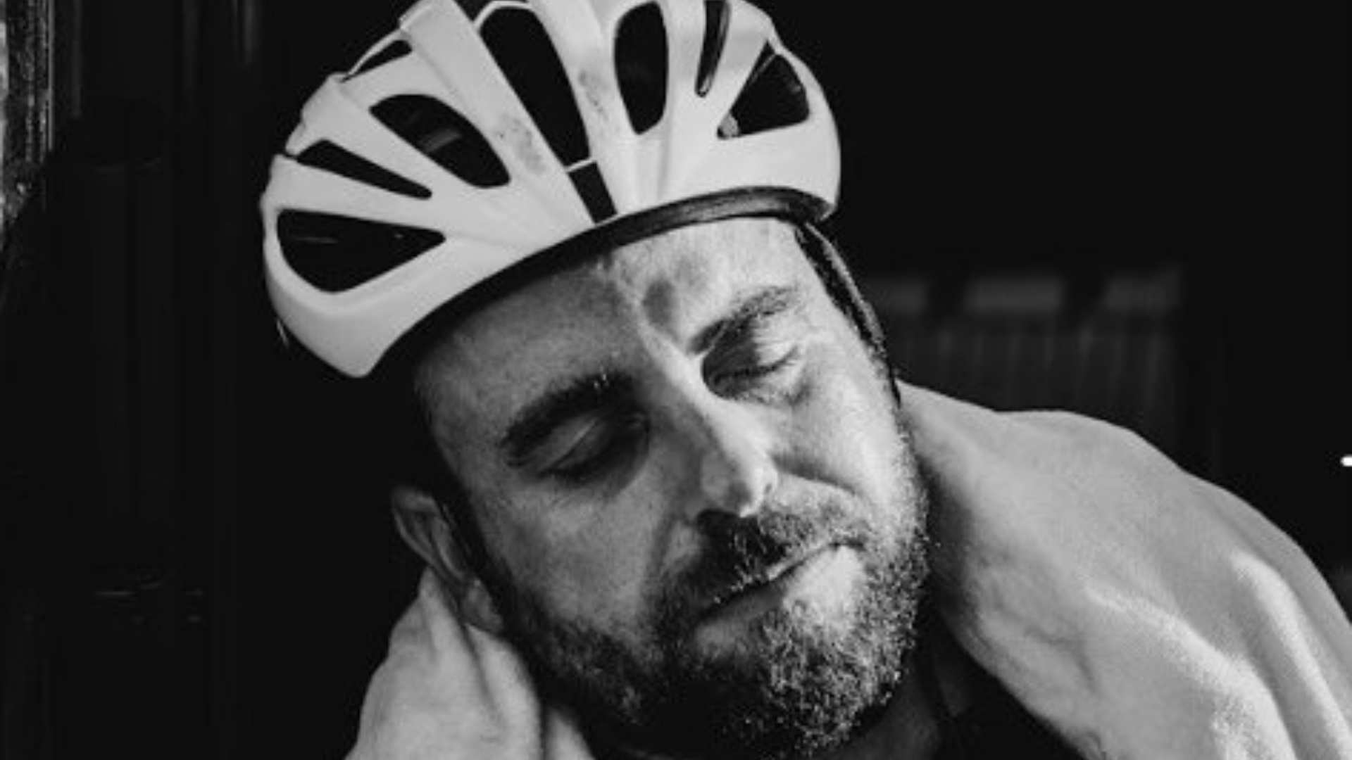 Tiago Cação pedala pelo País com a Delta Cafés