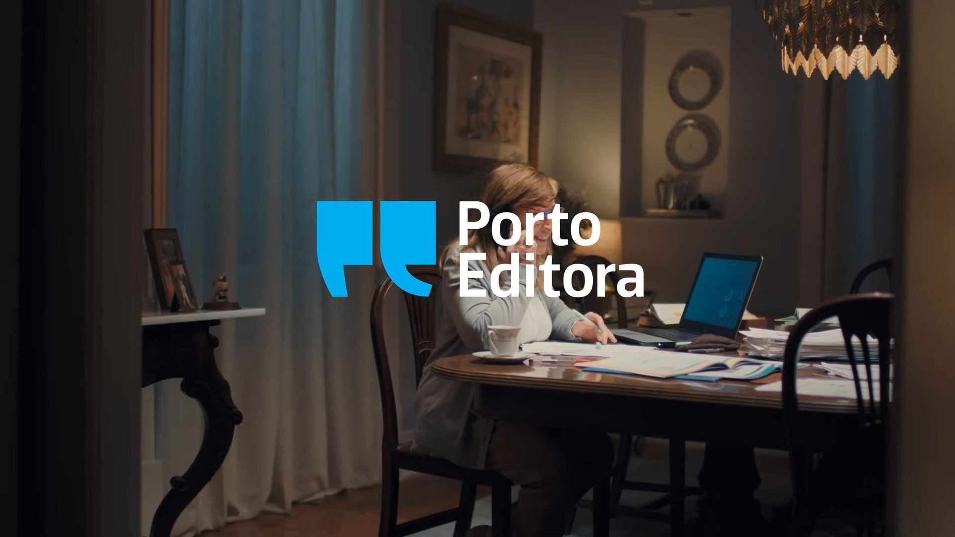 A Porto Editora e a Coming Soon agradecem aos professores de Portugal