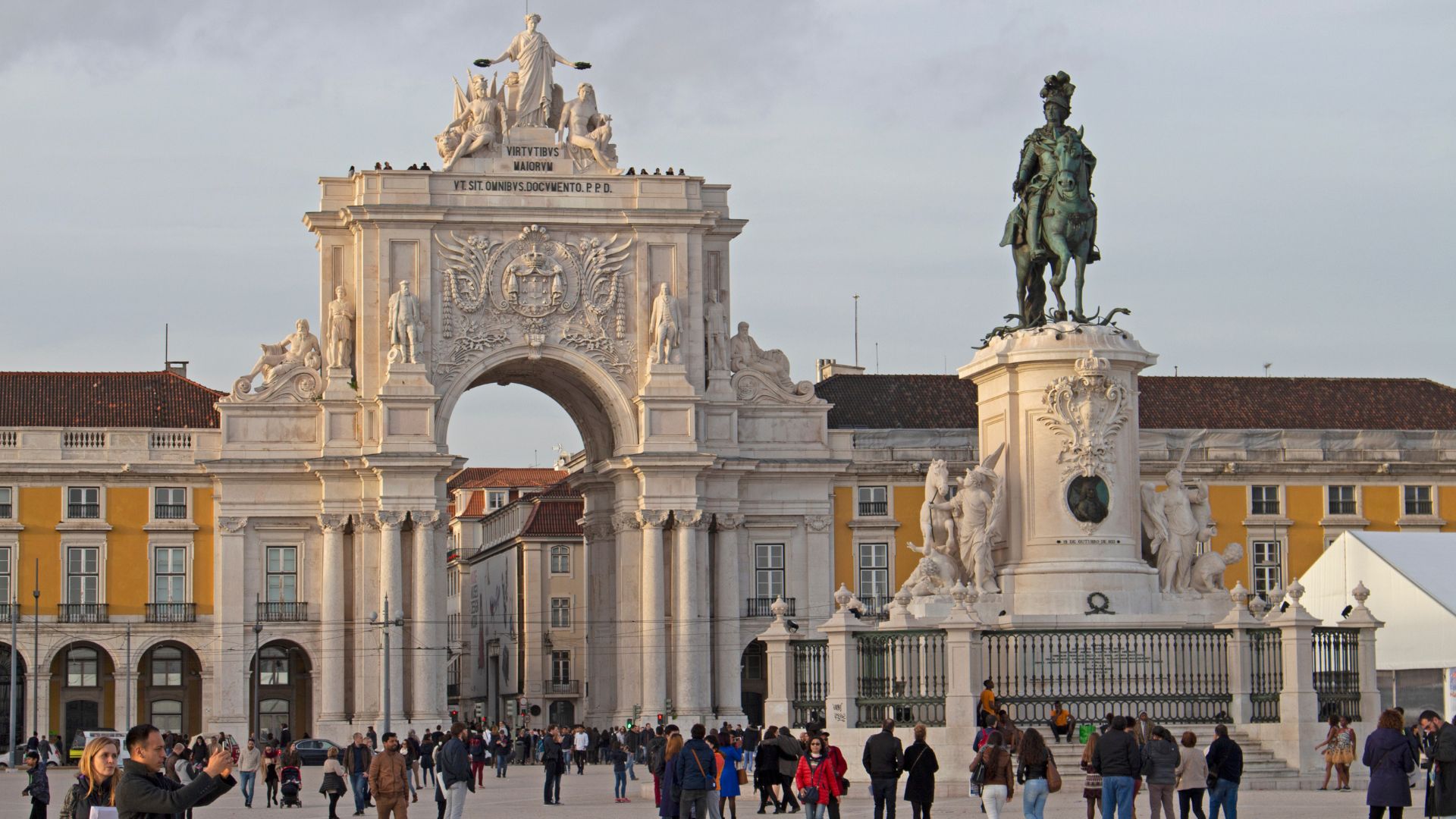 Público interno e externo consideram que a marca Portugal possui uma avaliação moderada de força e reputação