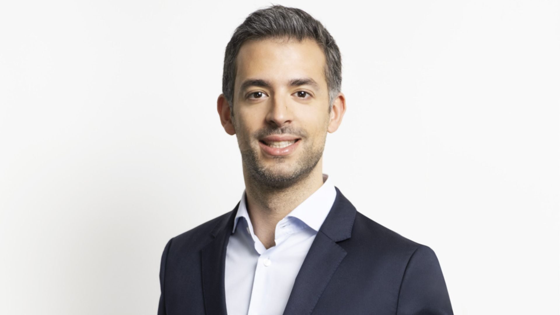 Entre algoritmos e afeto: O futuro da beleza