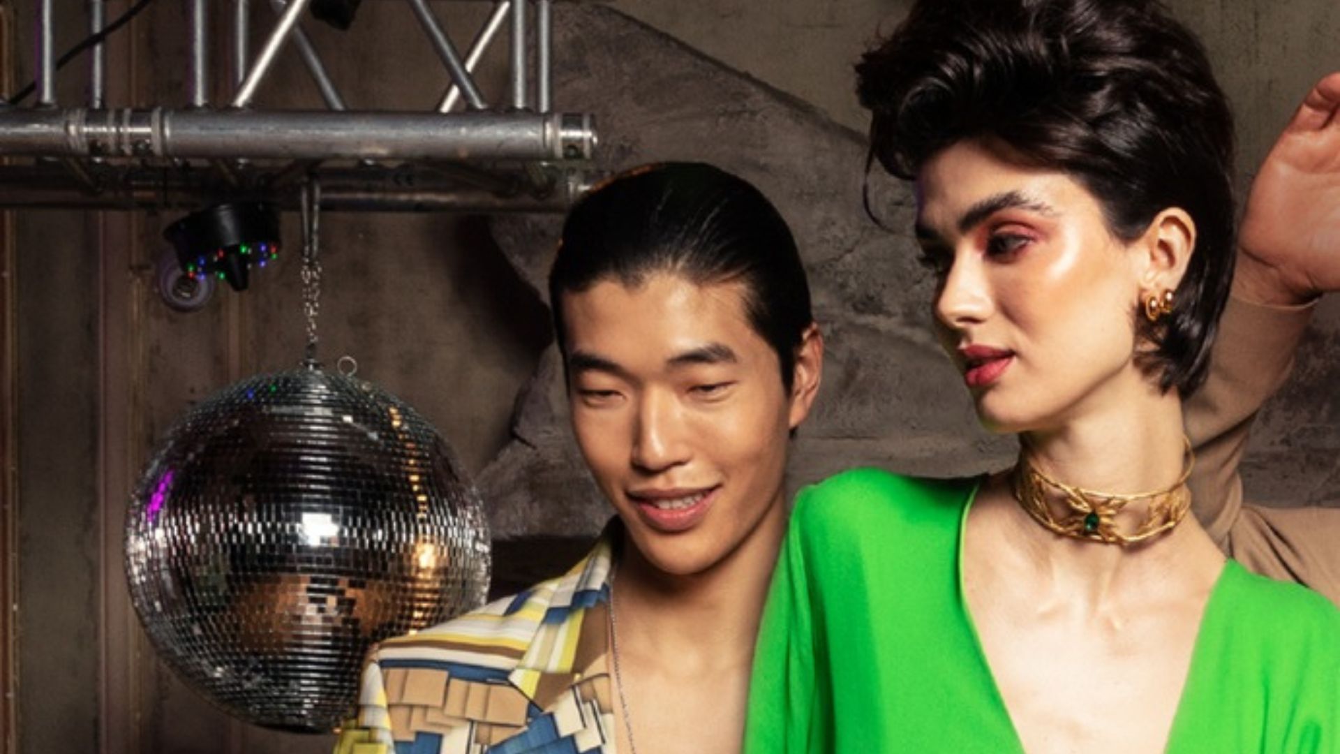 O Amoreiras “Party Hard, Dress Harder”