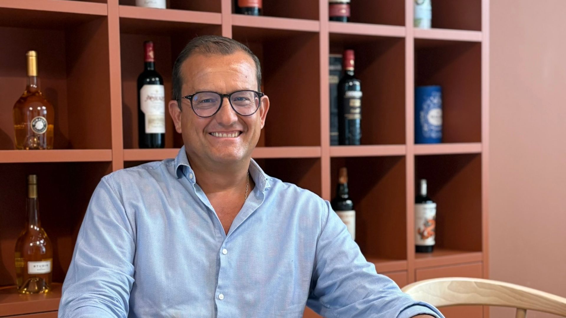 “A melhor forma de revelar um vinho começa pelo copo”