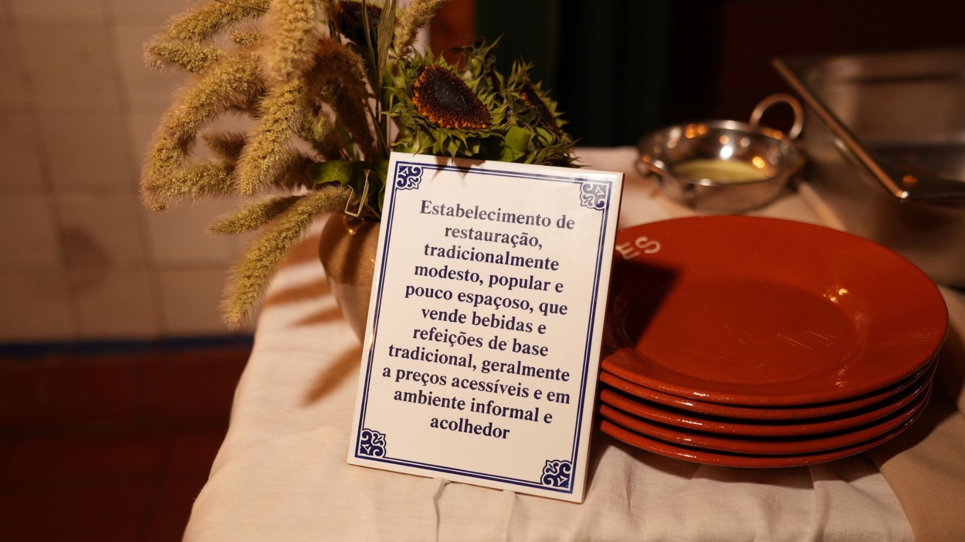 A Cerveja Sagres atualiza a definição de “tasca”