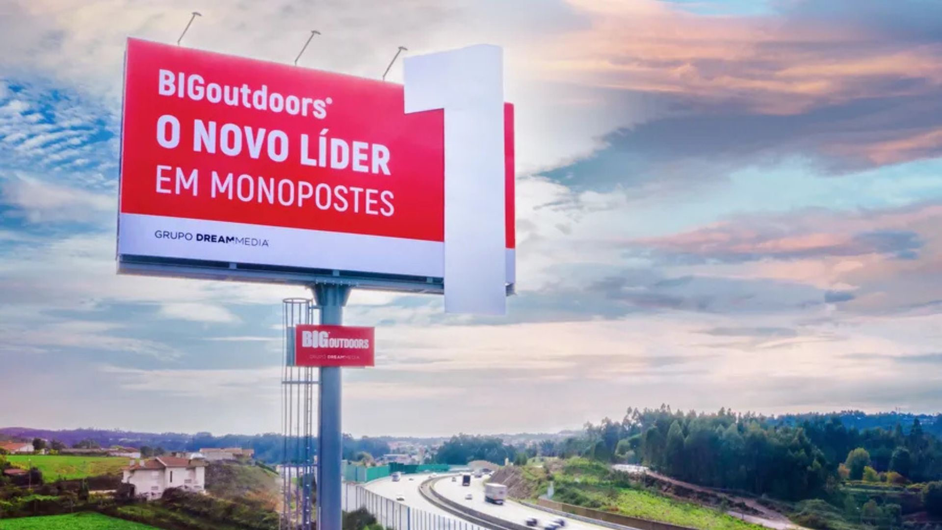 A DREAMMEDIA reforça publicidade exterior com BIGoutdoors